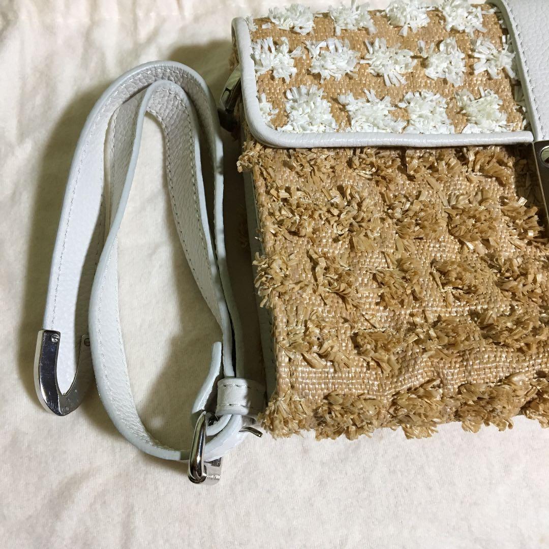 新品同様 ジミーチュウ クラッチバッグ