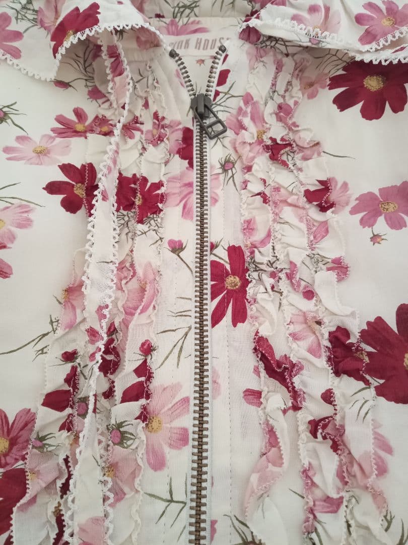 【ゆきゆき♡】　　美品　ピンクハウス　コスモス柄ブルゾン