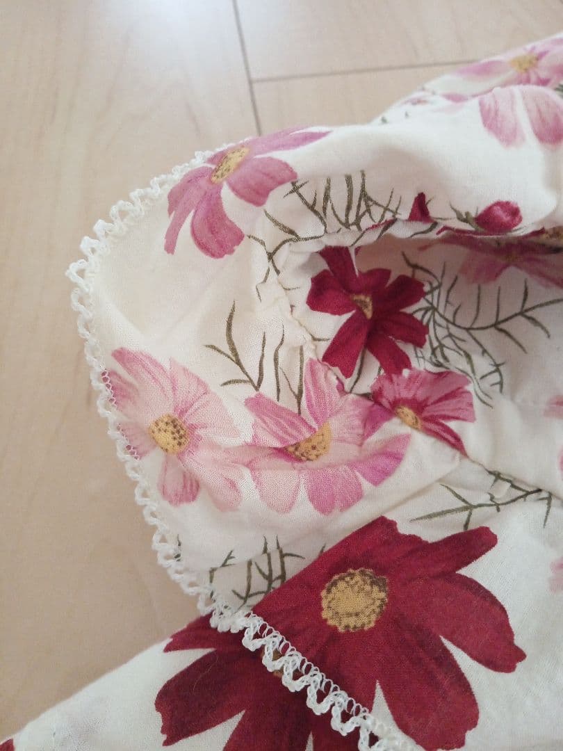 【ゆきゆき♡】　　美品　ピンクハウス　コスモス柄ブルゾン