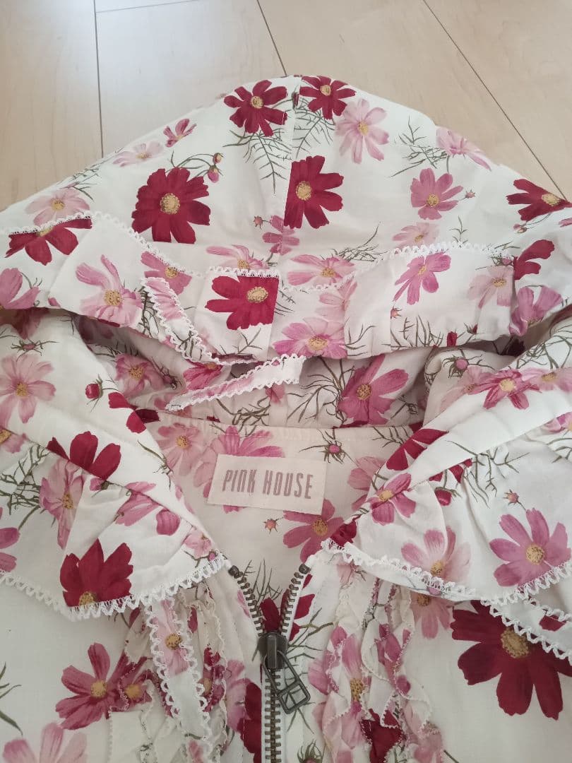 【ゆきゆき♡】　　美品　ピンクハウス　コスモス柄ブルゾン