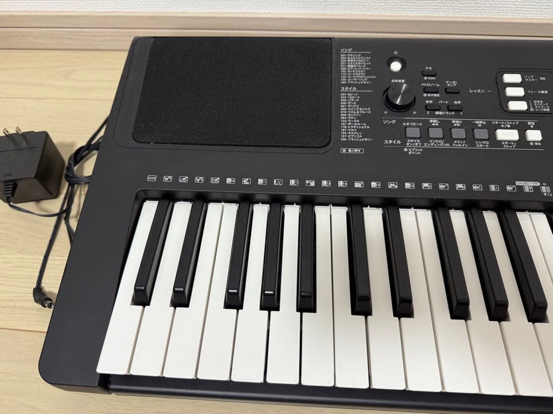 Yamaha PSR-E373 61鍵キーボード(ペダル、スタンド、イス付き)