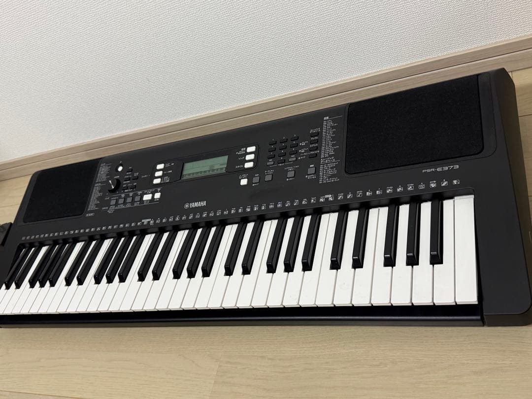 Yamaha PSR-E373 61鍵キーボード(ペダル、スタンド、イス付き)