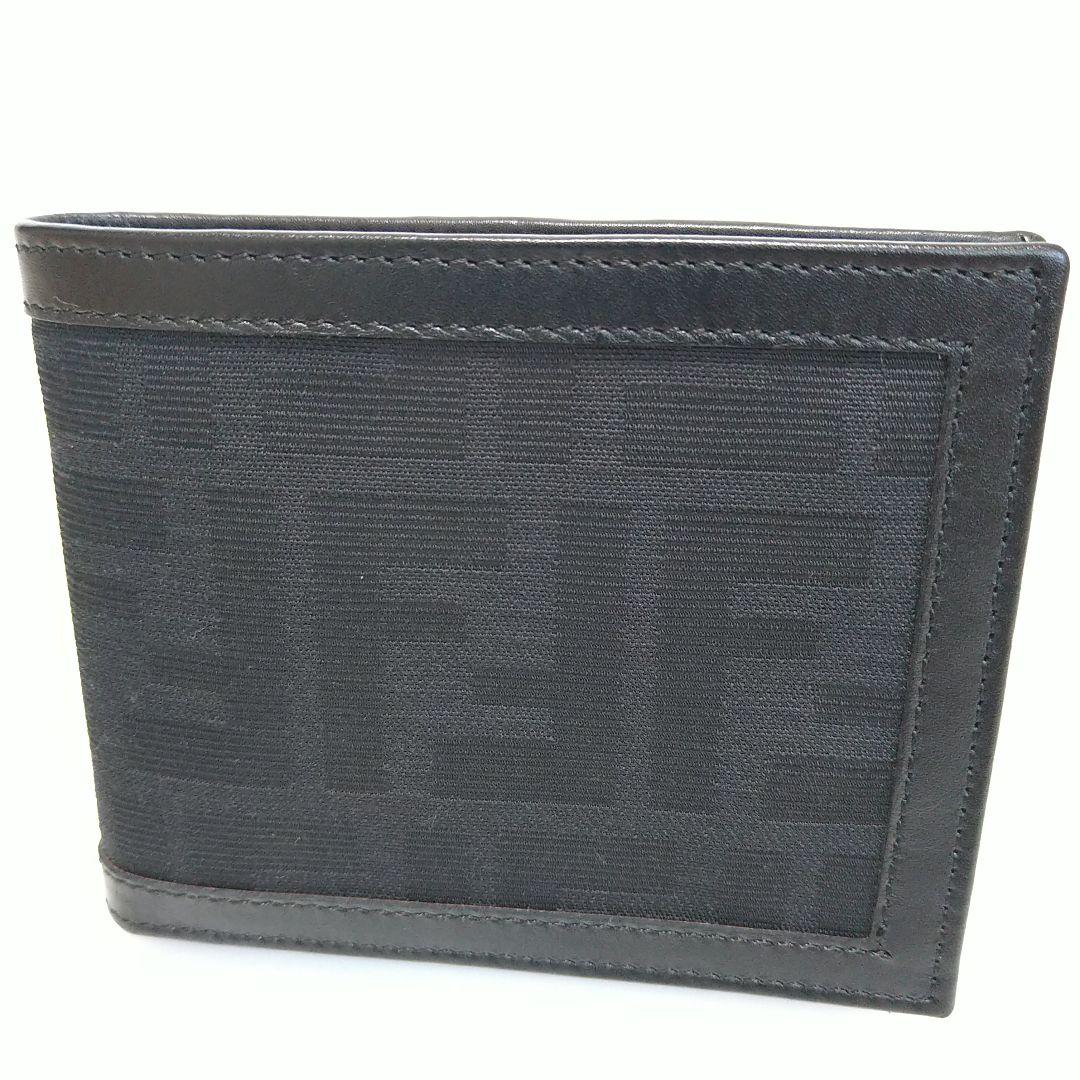 【極美品】FENDI フェンディ 二つ折り財布 FFロゴ ズッカ柄 ブラック