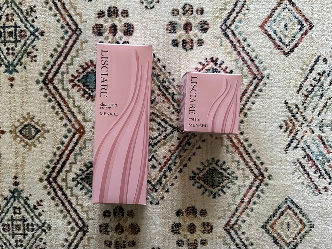 メナードリシアル クレンジング 、 エモリエントクリーム