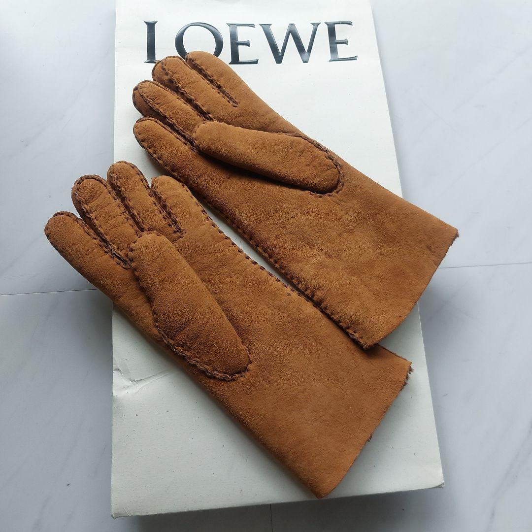値下げ依頼が届いていますので値下げして売ります、ロエベのレザー手袋