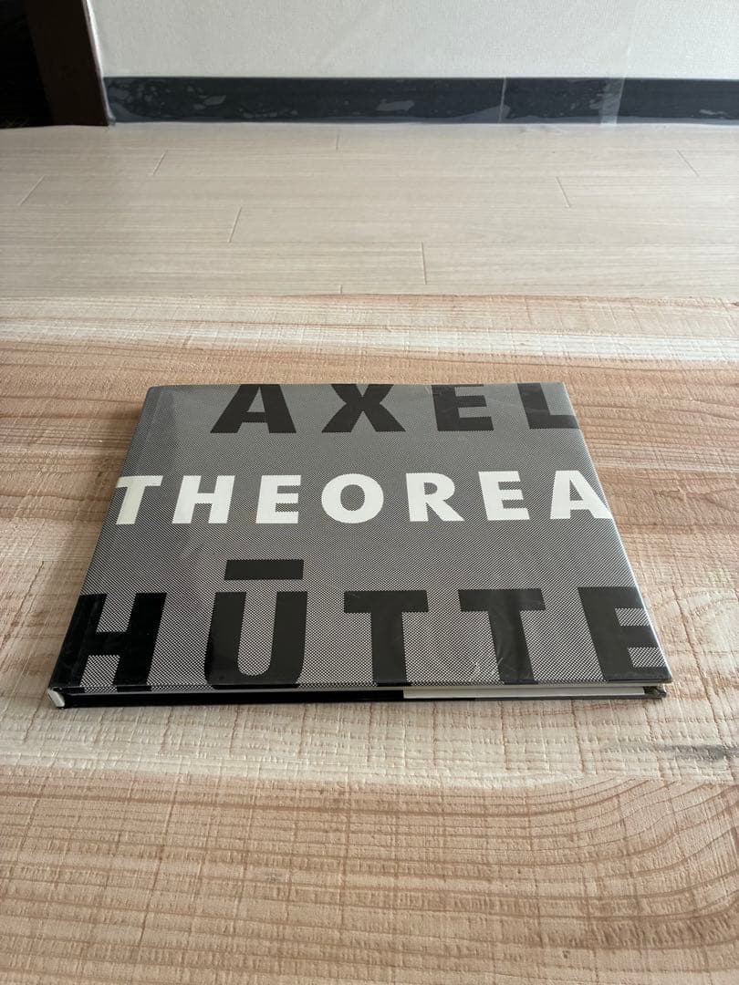 アート・デザイン・音楽 Axel Hutte Theorea