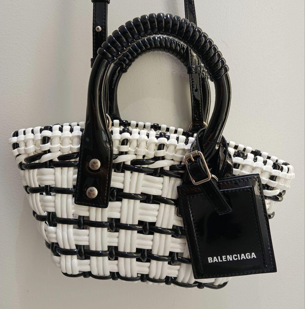 BALENCIAGA　bistro 　ビストロ　かごバッグ　 ブラックホワイト