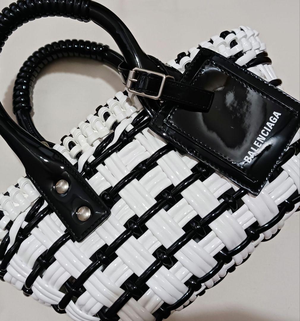 BALENCIAGA　bistro 　ビストロ　かごバッグ　 ブラックホワイト