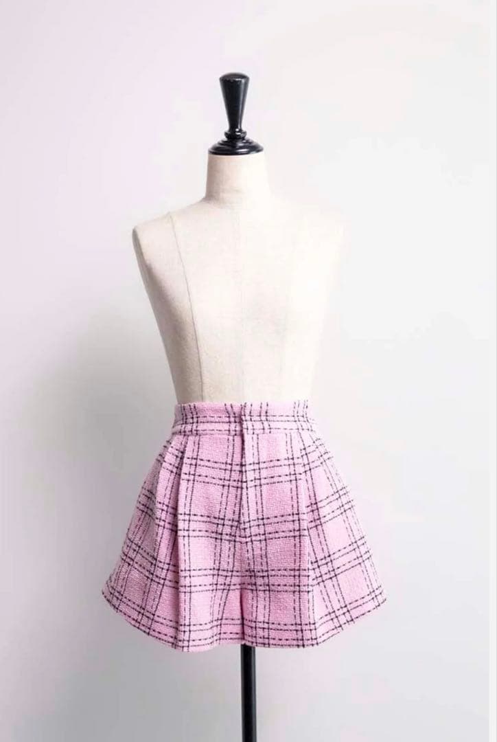 新品　シェリエ　ショートパンツ　ピンク　S