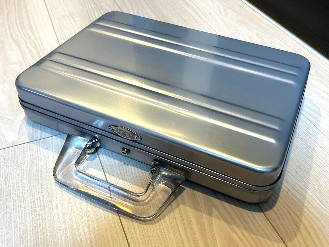 ZERO HALLIBURTON　ゼロハリバートン　ミニアタッシュケース　A4