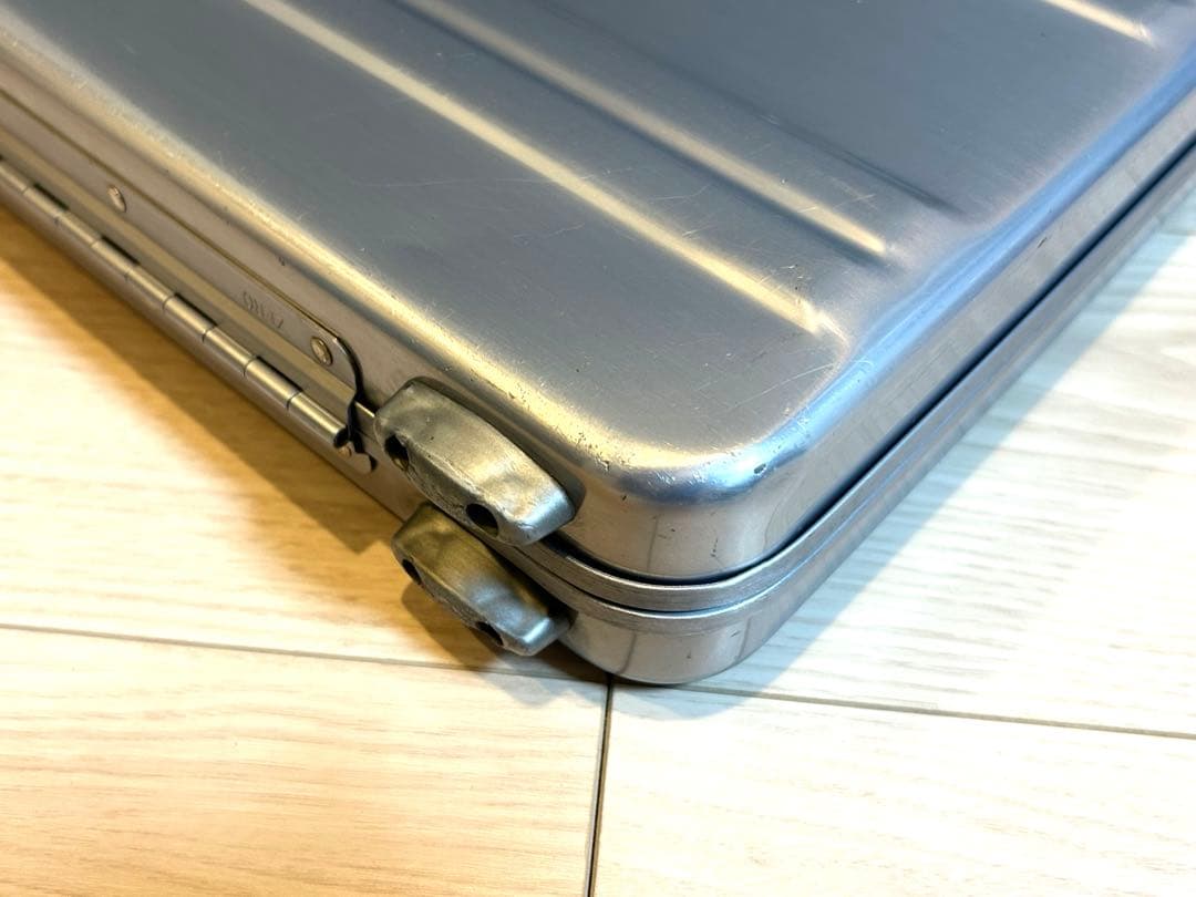 ZERO HALLIBURTON　ゼロハリバートン　ミニアタッシュケース　A4