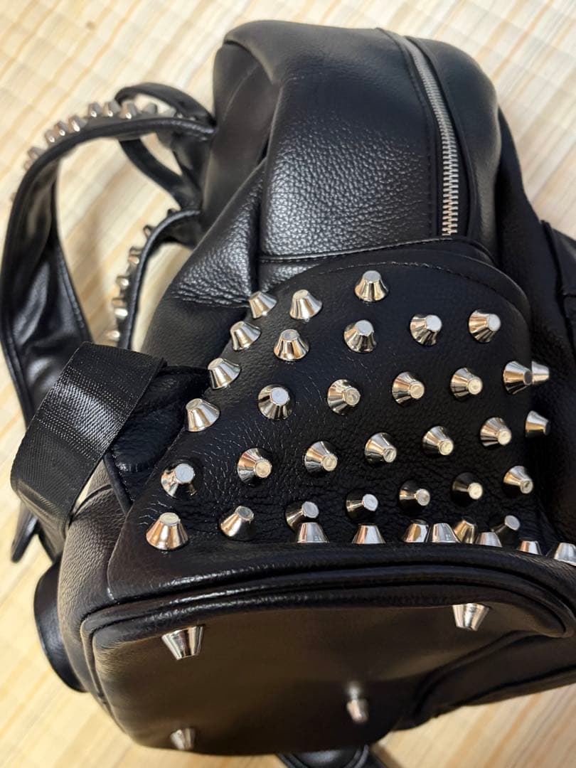 【KRY clothing】シルバースタッズリュック