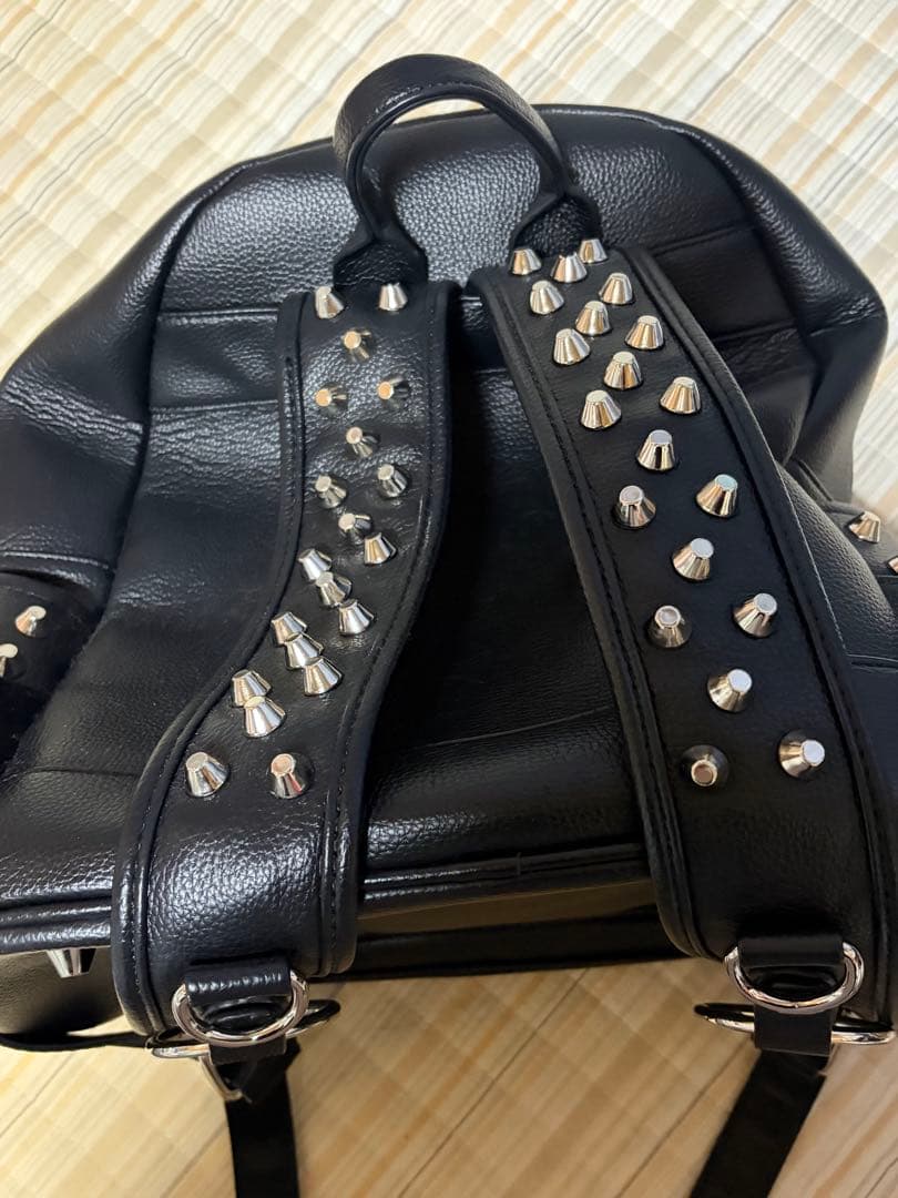 【KRY clothing】シルバースタッズリュック