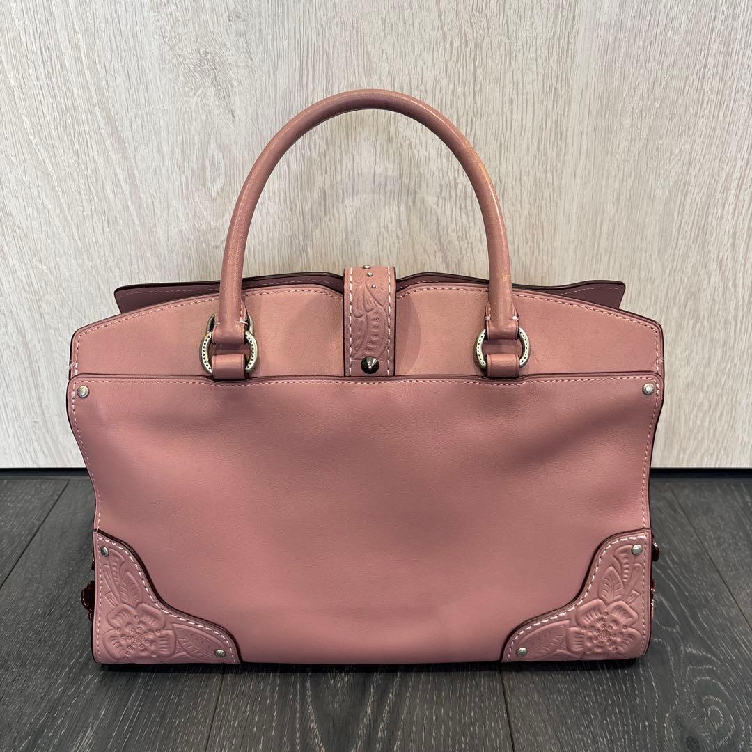 COACH ピンクレザーハンドバッグ