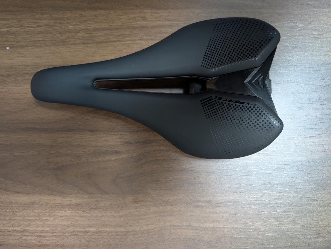 メリダ（MERIDA）EXPERT SL ホイール（タイヤ付）とサドル