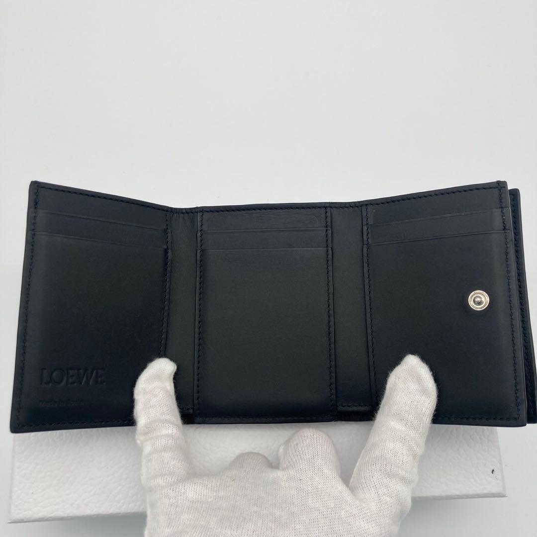 【極美品】LOEWE ロエベ　トライフォールドウォレット 三つ折り財布