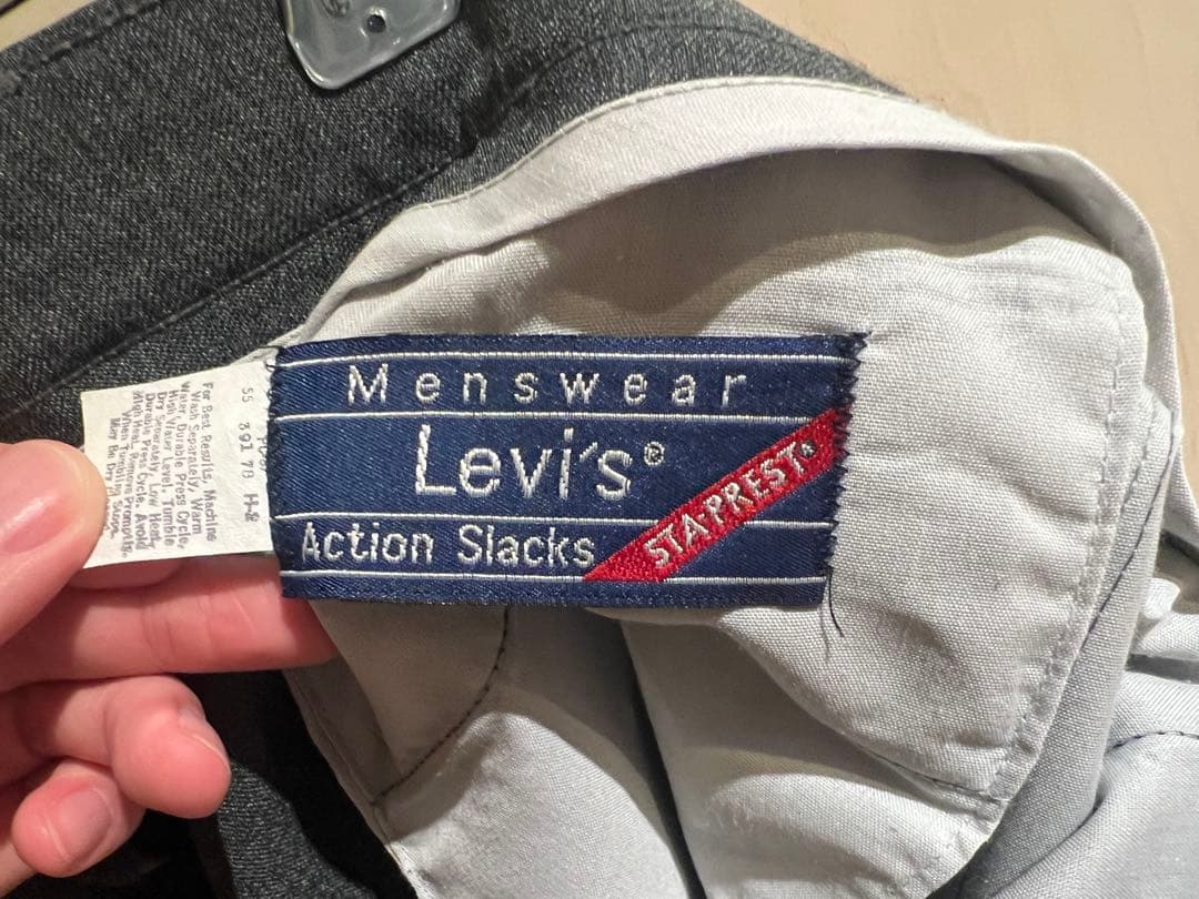 Levi's Action Slacks チャコールグレー W35 L30