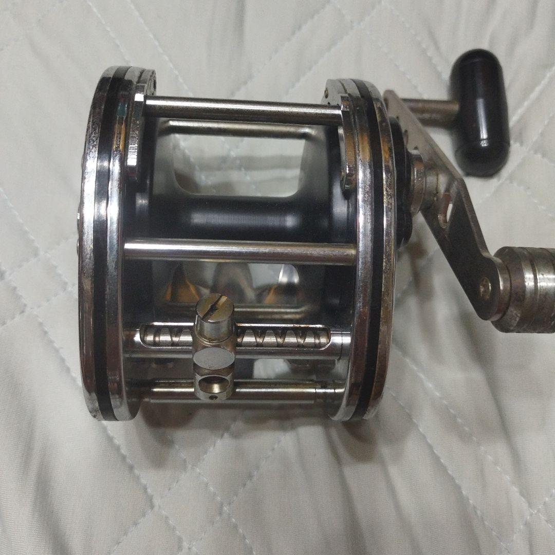 希少レア、Dynamic ST-100 フィッシングリール