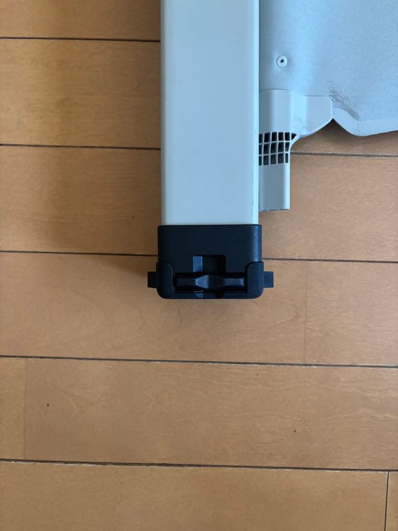 美品ボルボV60純正トノカバー　ラゲッジコンパートメントカバー