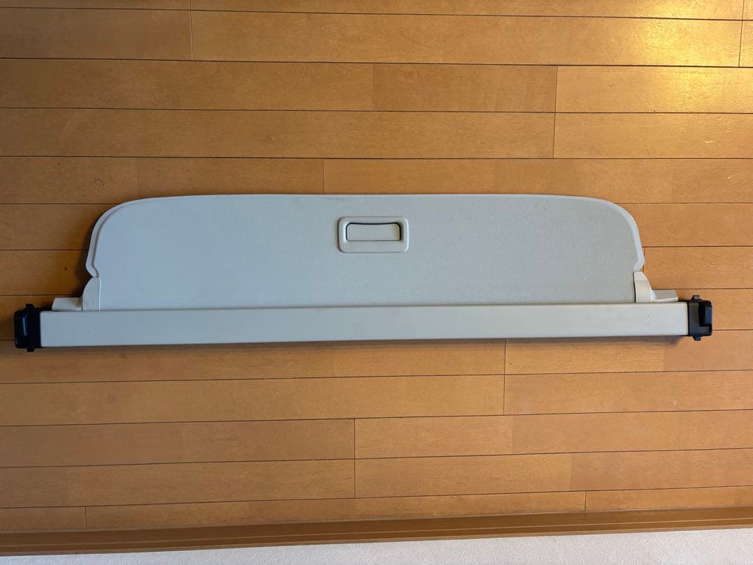 美品ボルボV60純正トノカバー　ラゲッジコンパートメントカバー