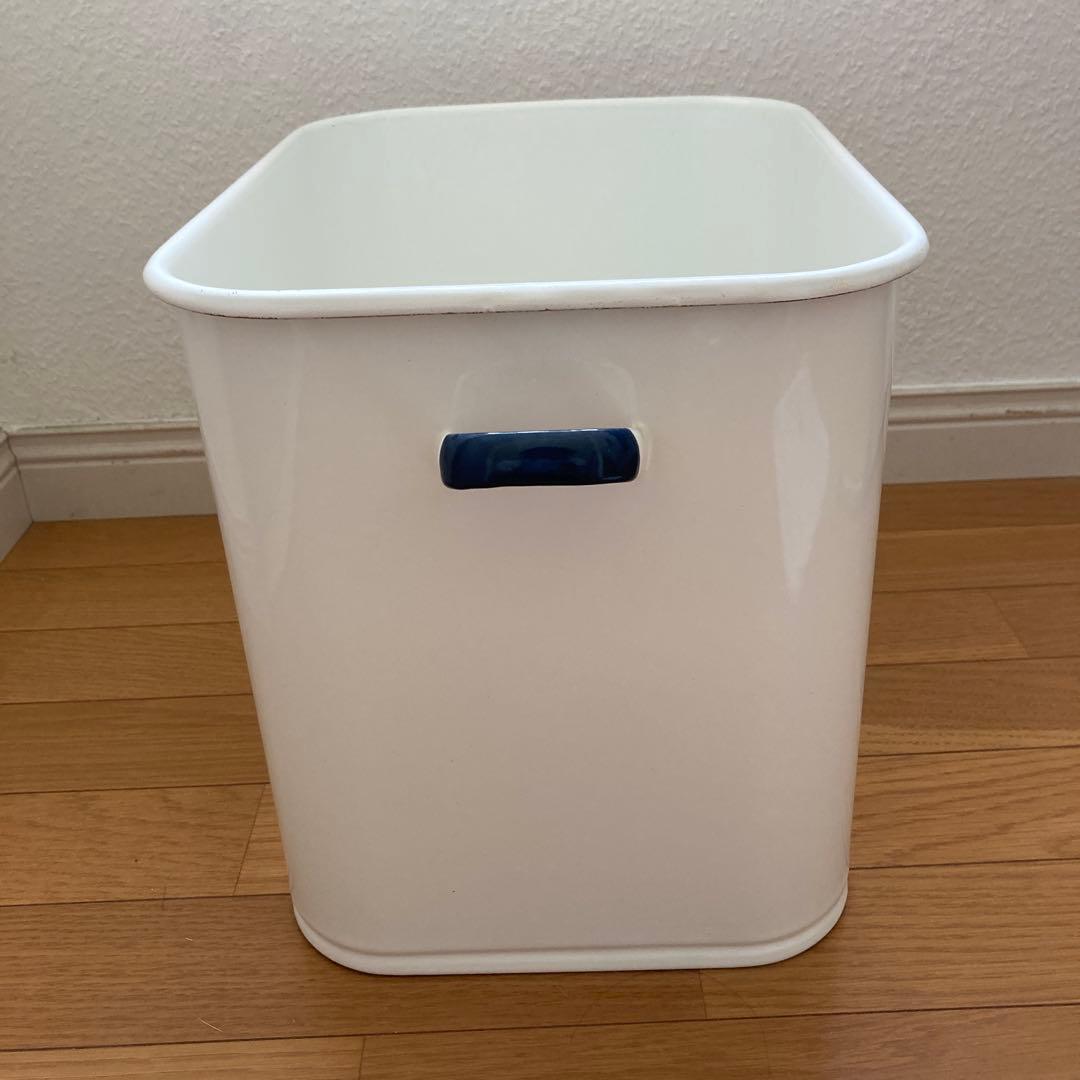 ホーロー ブレッド缶