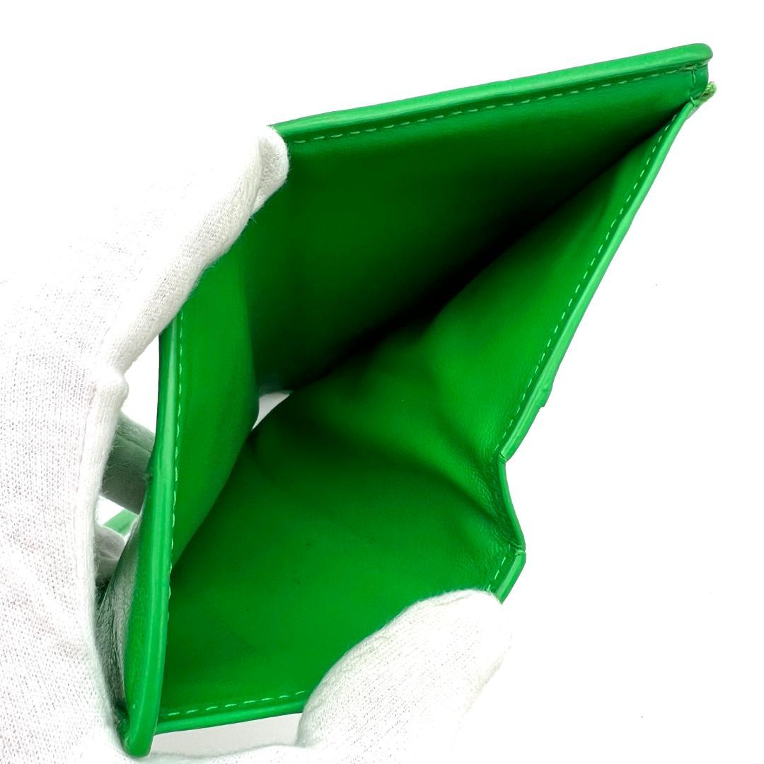 ボッテガヴェネタ マキシイントレチャート コンパクトジップウォレット 緑 599