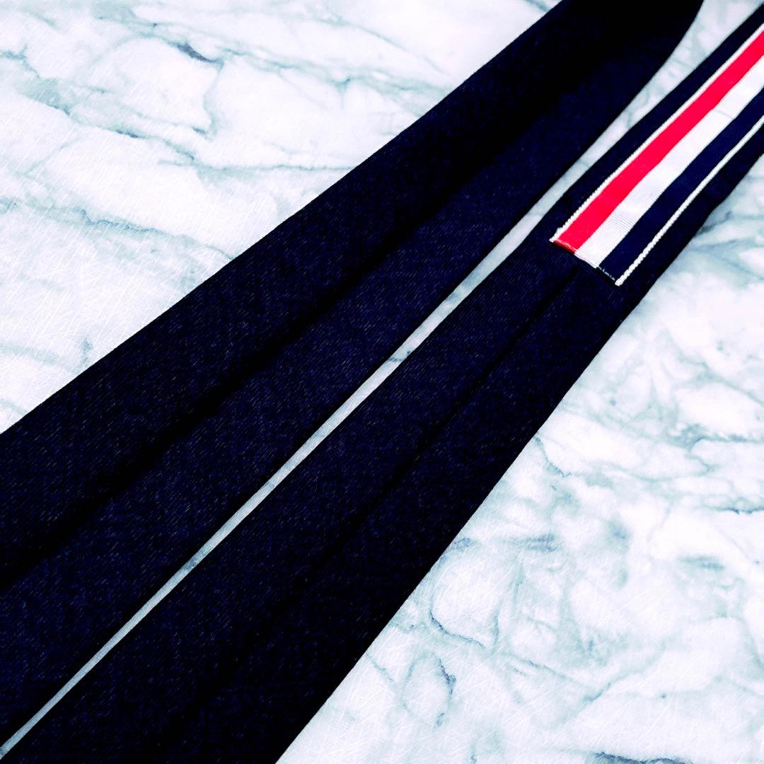 ✨未使用✨トムブラウン　ソリッド　人気のトリコロールカラー　ネクタイ