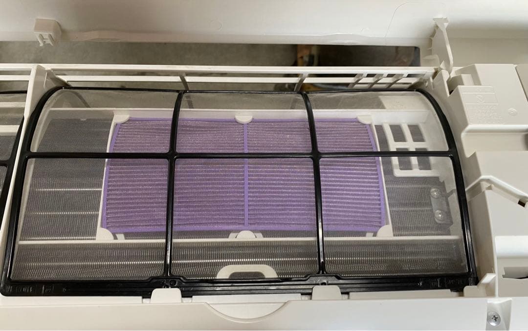 ダイキン　ルームエアコン　AN22ZESK-W 2022年製　100V 6畳