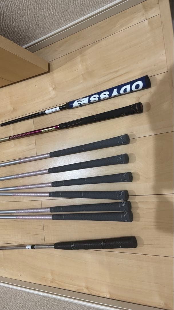 Callaway ピンク ゴルフバッグとクラブとホールとピンセット　初心者セット