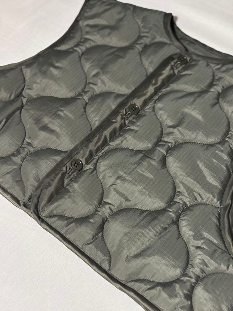 HYKE ショート丈ベスト