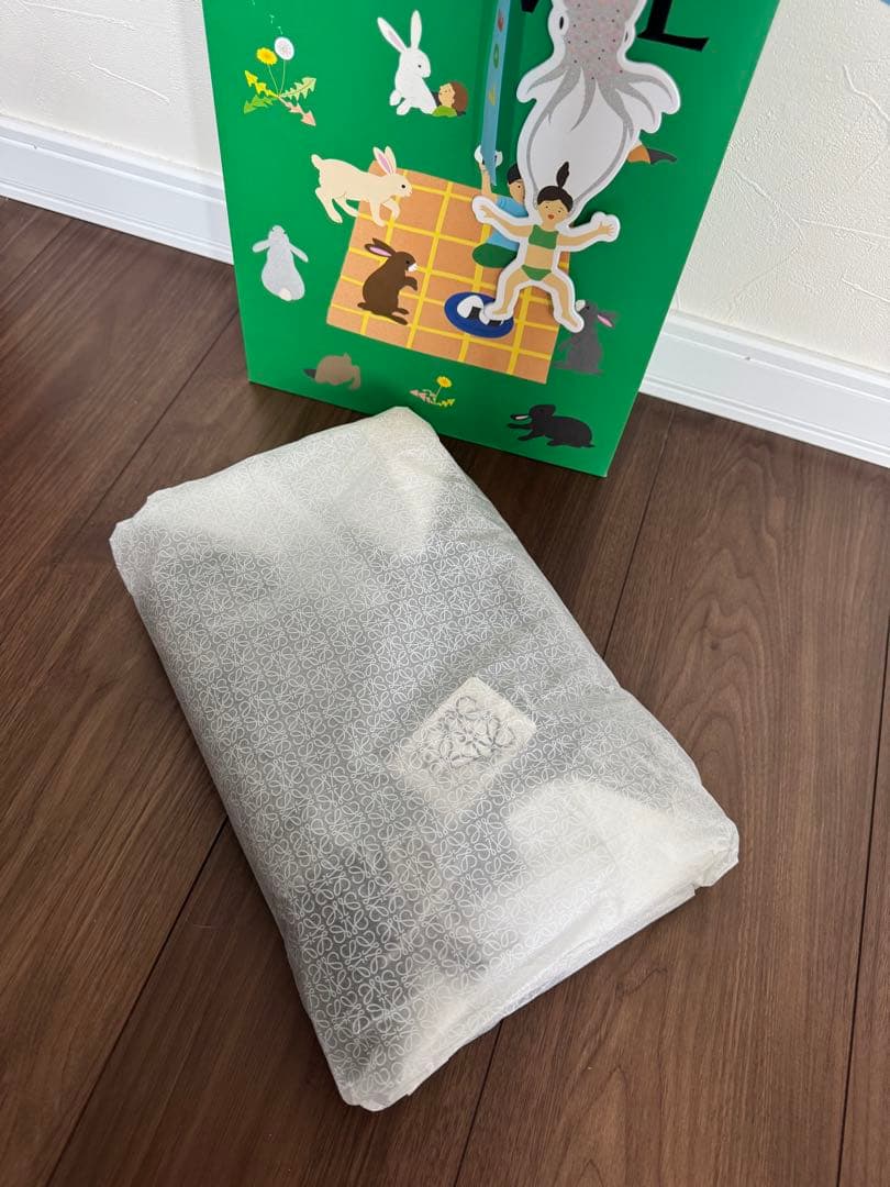 【新品未使用】ロエベ　チェッカーボードスカーフ(ウール&カシミヤ)