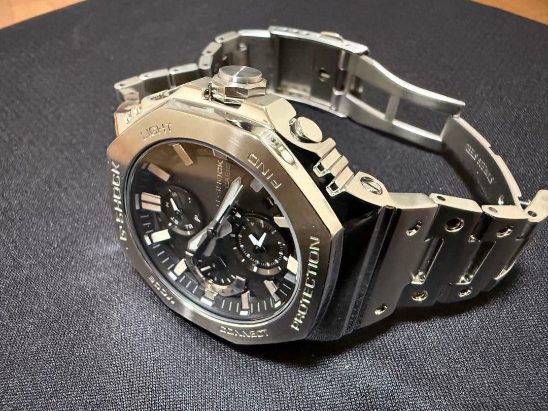 ほぼ新品 G-SHOCK GMC-B2100D-1AJF シルバーステンレス