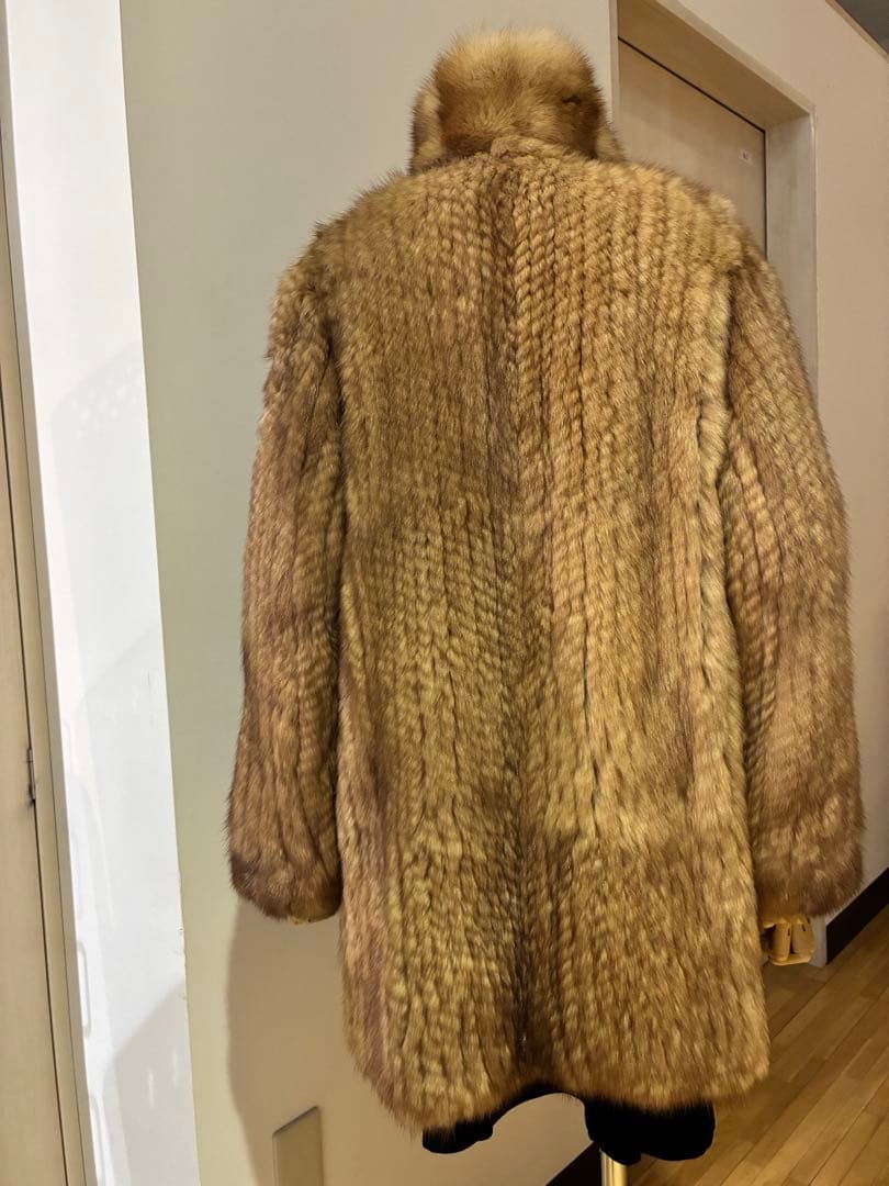 新春　プライス❣️ ゴールデン　セーブル　リバーシブル　ファーコート