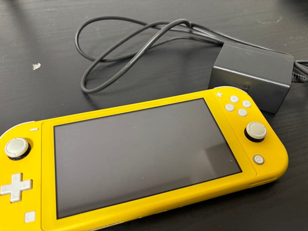Nintendo Switch Lite イエロー 本体 ACアダプター付き
