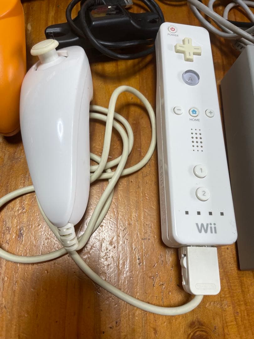 た*K様 ニンテンドー詰め合わせゲーム機ソフトコントローラWii ゲームボーイD