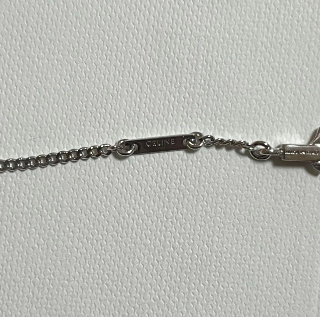 セリーヌトリオンフネックレス