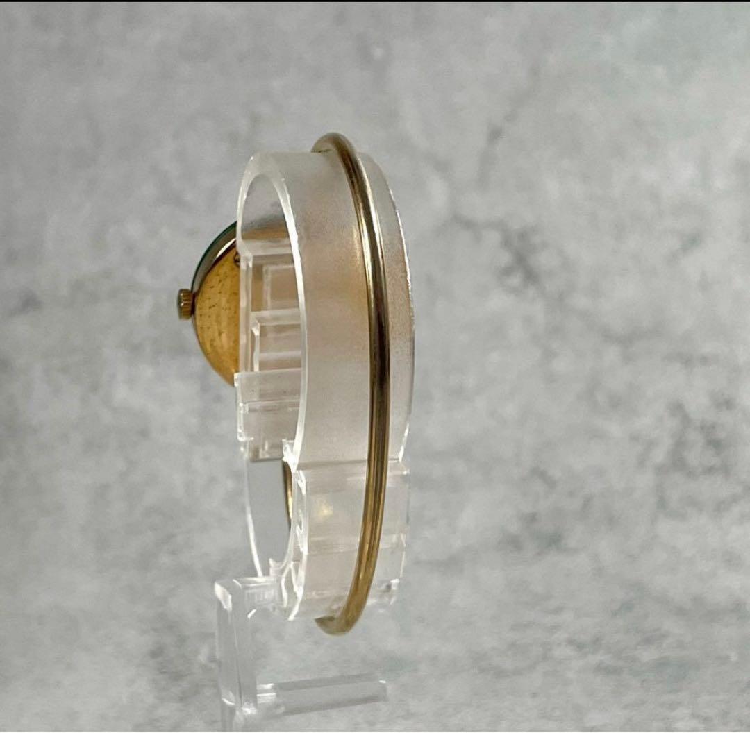 新品電池グッチ チェンジベゼル 金メタルブレスレット クォーツ腕時計 稼働品