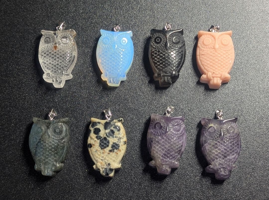 オーダー品確認用可愛いふくろう彫りペンダントトップ8個セット天然石