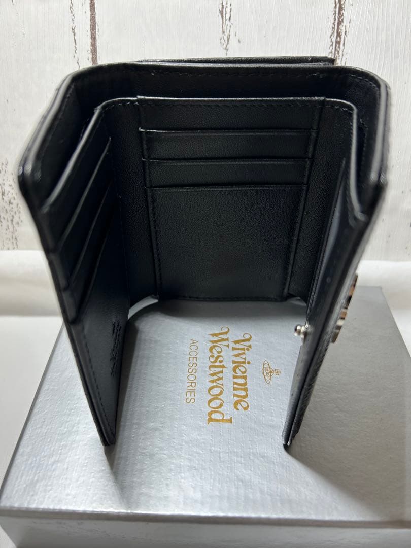 【ショッパー付き】VivienneWestwood♡三つ折財布　ブラック
