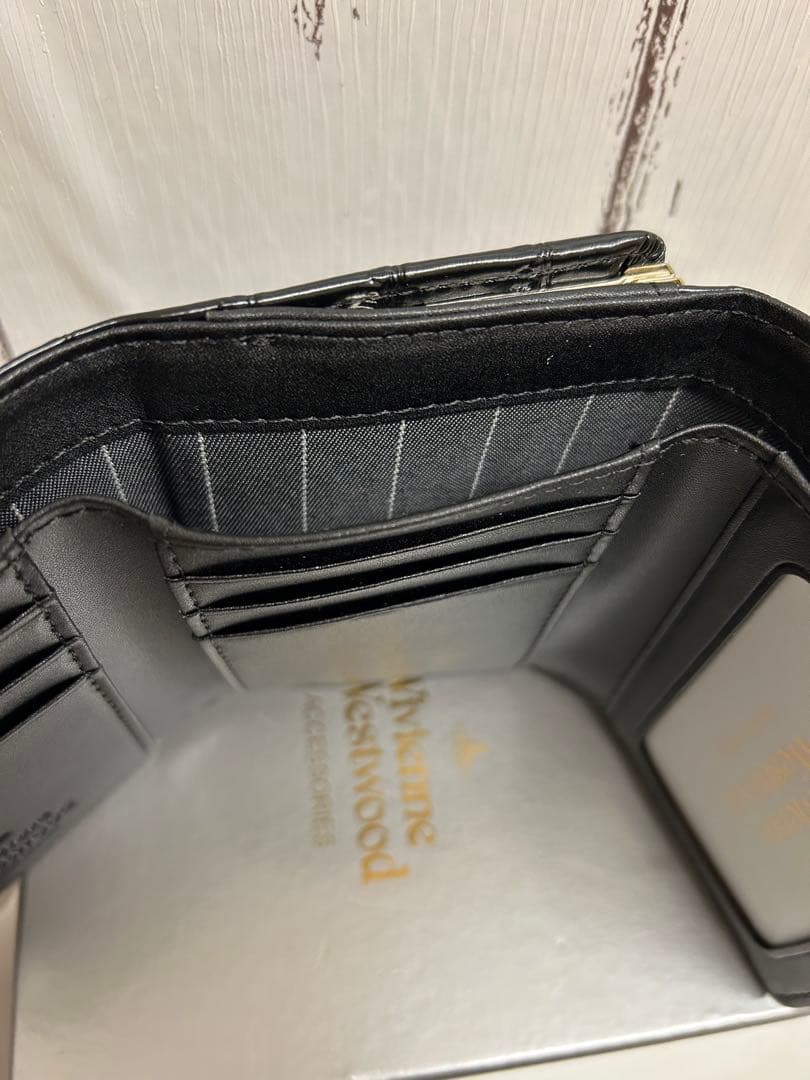 【ショッパー付き】VivienneWestwood♡三つ折財布　ブラック