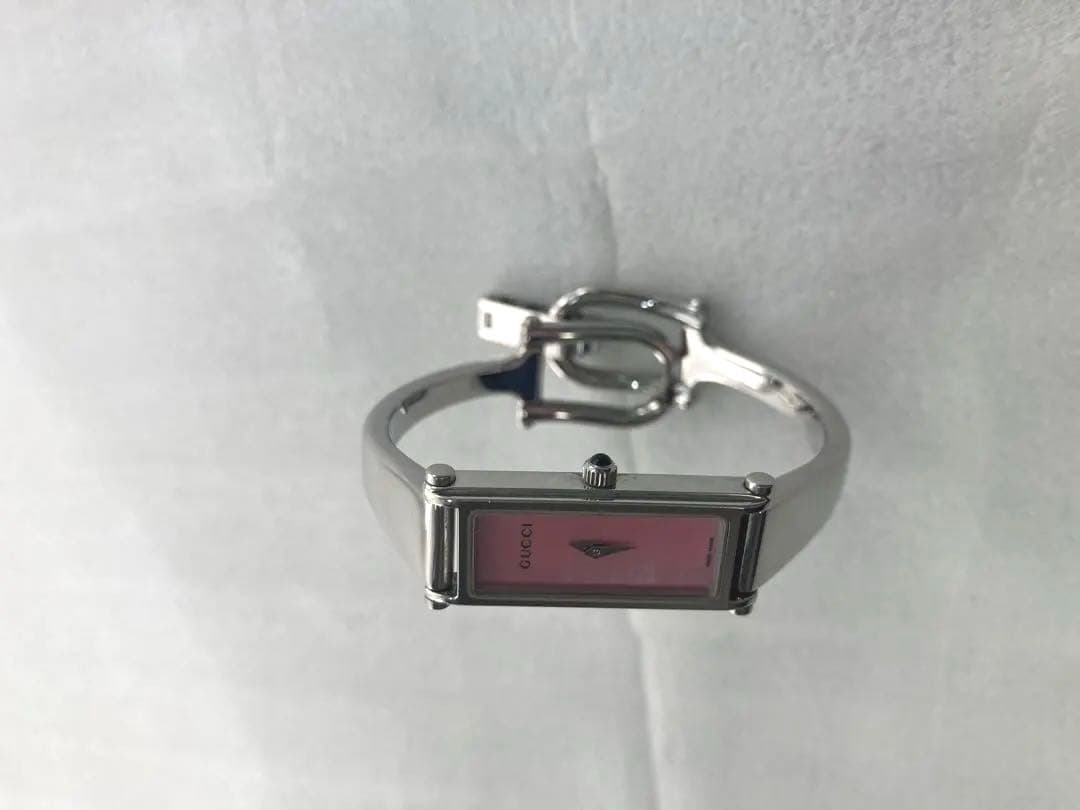 ⭐️GUCCI グッチ 時計 1500L ピンクシェル バングル