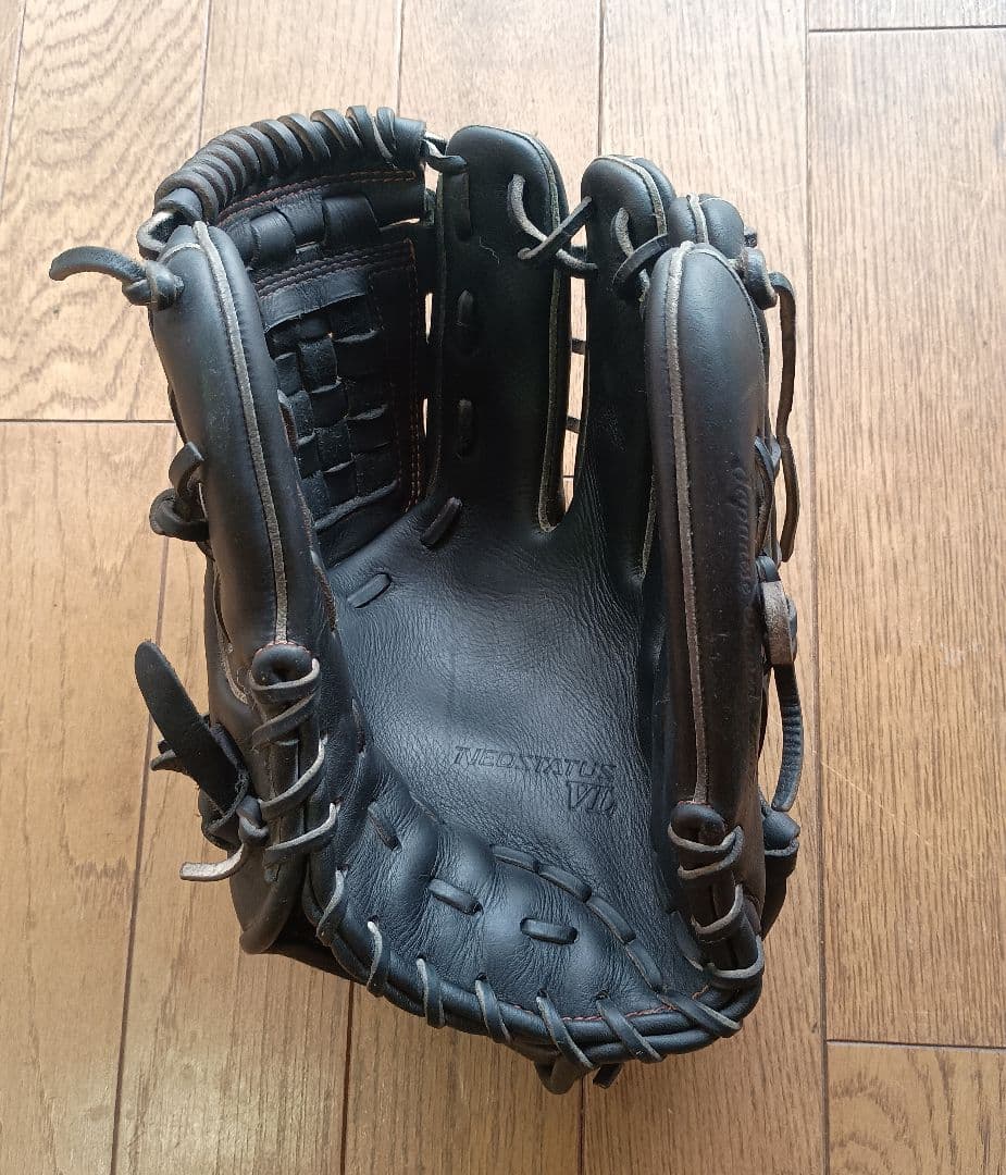 グローブ　野球　ゼット　ZETT　軟式　ブラック　右投げ　ネオステイタス