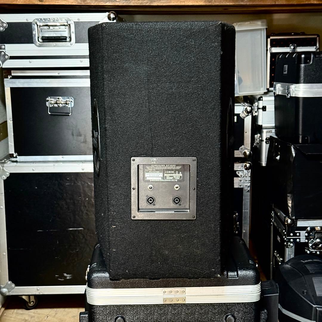 r*a様 送料無料！Behringer VP1520 15インチ パッシブ PA