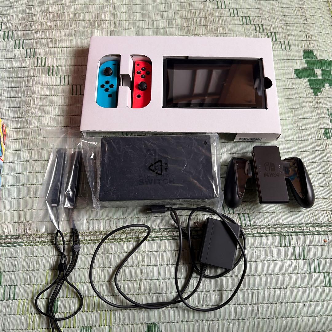 任天堂Switchバッテリー強化品　保護フィルム付き　数回しか使用してません