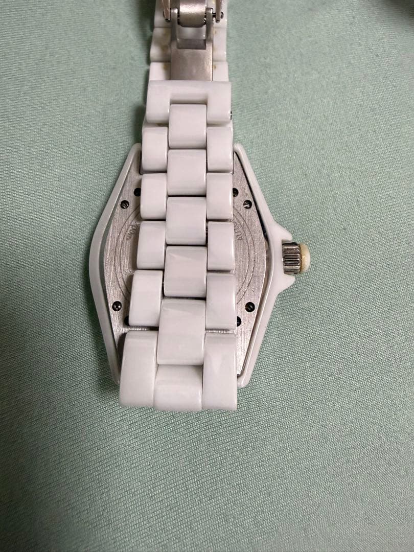 ホワイト セラミック 腕時計