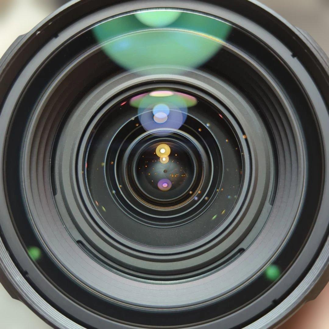 SONY Vario-Tessar 24-70mm f/2.8 ZAズームレンズ