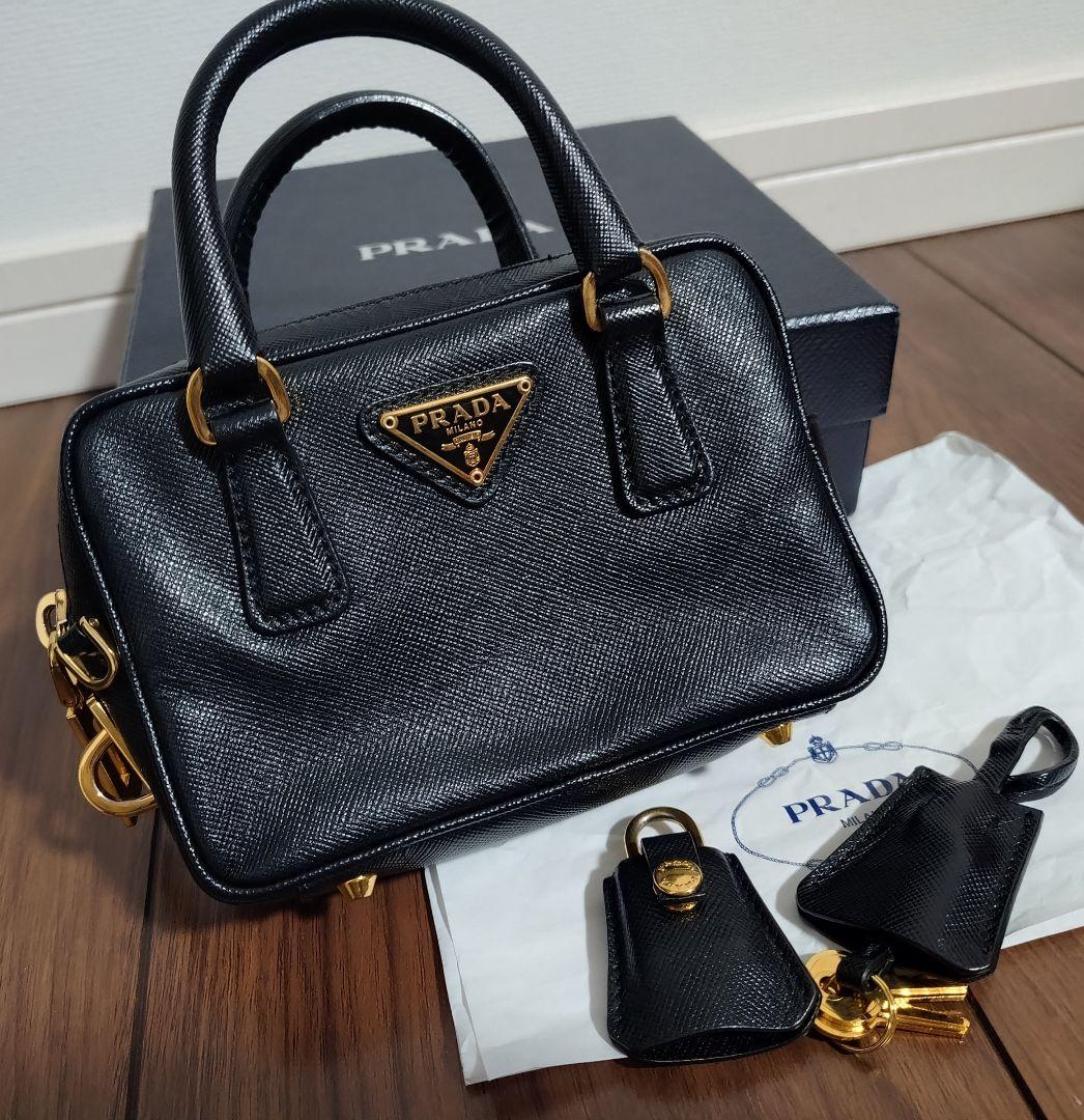 PRADA サフィアーノ レザー ミニバッグ チェーンショルダーバッグ