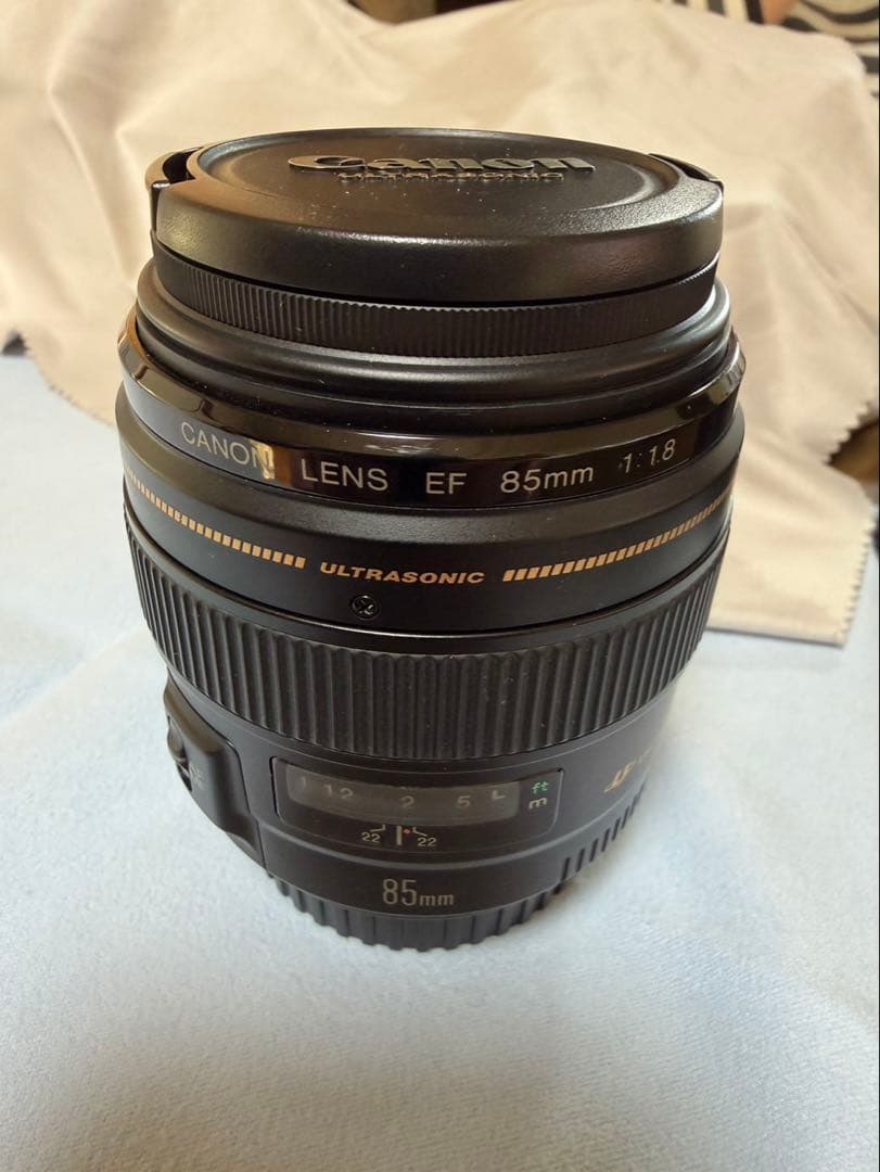 Canon EF85mm F1.8 USM｜極上美品｜微小チリのみ