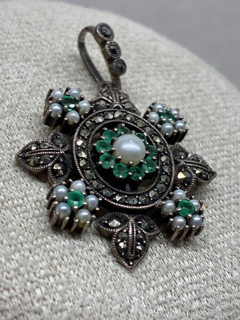 Z4）碌山 ロクザン 925 銀 エメラルド 芥子パール シルバー ペンダント