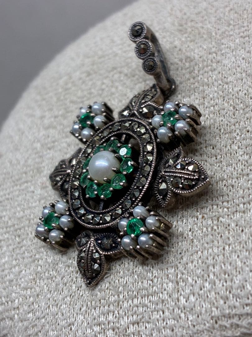 Z4）碌山 ロクザン 925 銀 エメラルド 芥子パール シルバー ペンダント